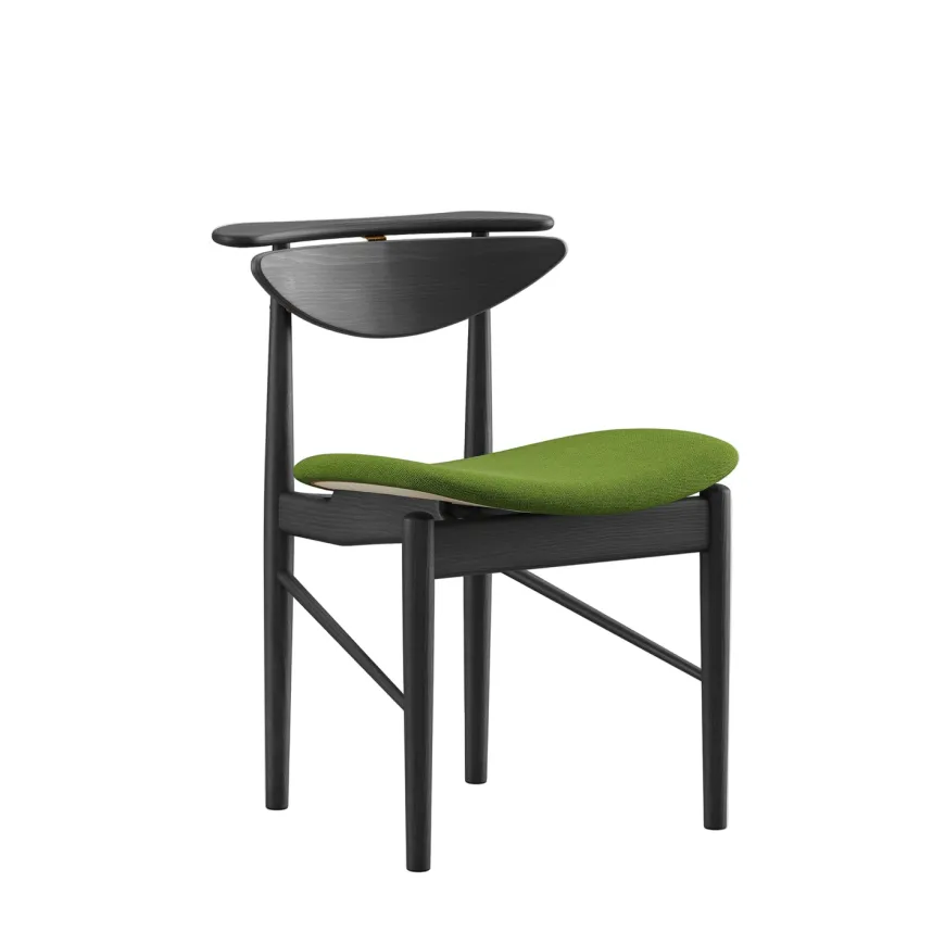 Karmstolen, eg olie af Finn Juhl