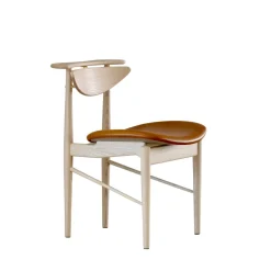 Karmstolen, eg olie af Finn Juhl