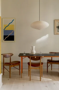 Karmstolen, eg olie af Finn Juhl