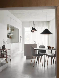 Keglen Pendel fra Louis Poulsen