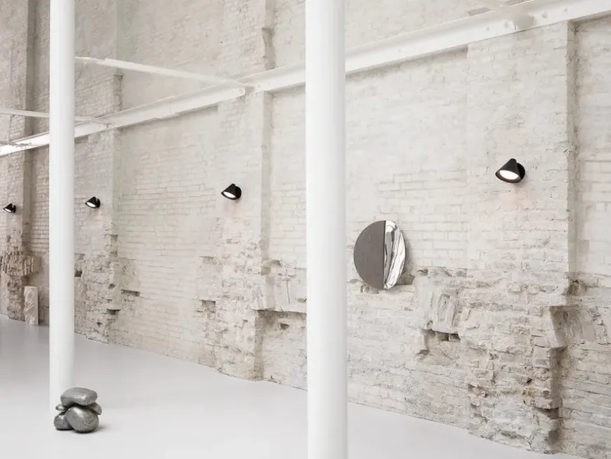 Keglen Væglampe fra Louis Poulsen