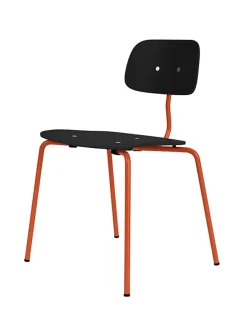 Kevi 2060 stol i sort lak fra Montana