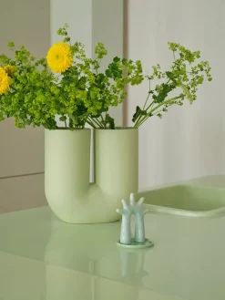 Kink Vase, dusty lilac fra Muuto