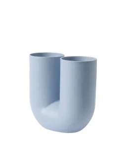 Kink Vase, light blue fra Muuto