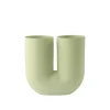 Kink Vase, light green fra Muuto