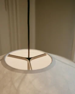 Kite Pendant Lamp, Ø55 cm fra New Works