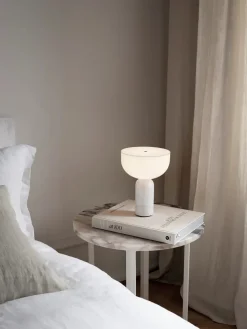 Kizu Portable, White Marble fra New Works