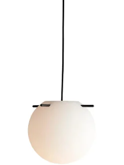 Koi Pendel, white/black Ø19 fra Frandsen