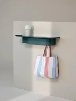 Korpus Shelf, medium fra Hay