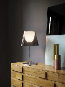 KTribe T1 Bordlampe fra Flos