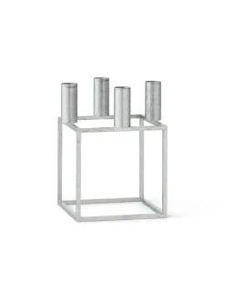 Kubus 4 Lysestage, sort fra Audo Copenhagen