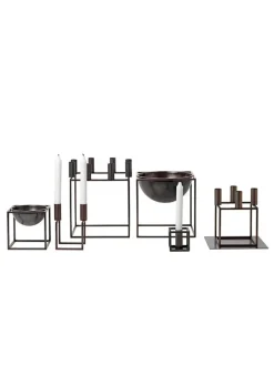 Kubus 4 Lysestage, sort fra Audo Copenhagen