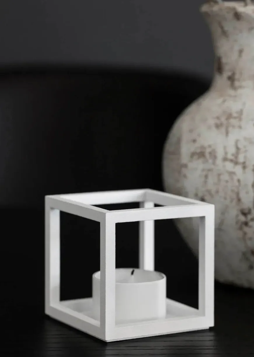 Kubus T Lysestage, sort fra Audo Copenhagen