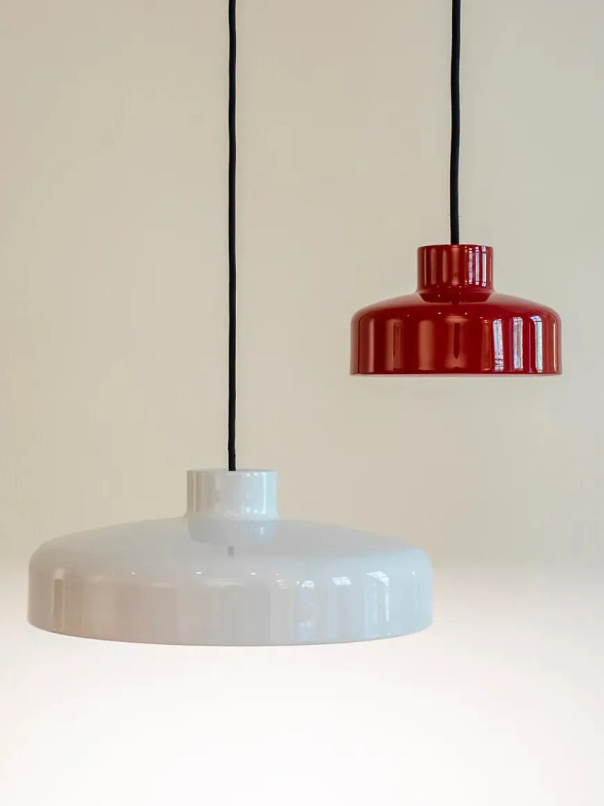 Lacquer pendant small, grey fra Nine