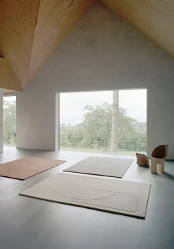 Lineal Poem Tæppe, Moss fra Linie Design