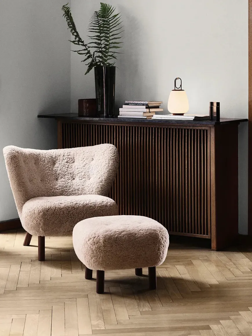 Little Petra inkl. skammel, Sheepskin Moonlight fra &Tradition