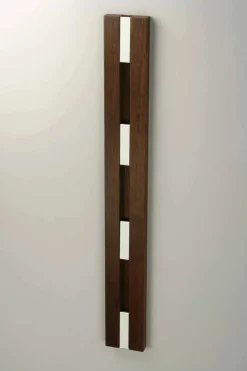 Lodret KNAX knagerække fra LoCa