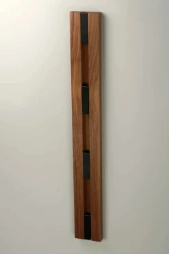 Lodret KNAX knagerække fra LoCa