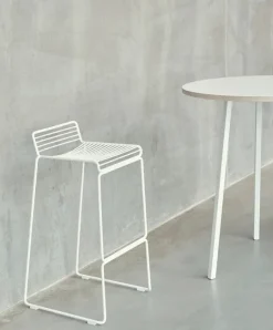 Loop Stand Round Table fra Hay