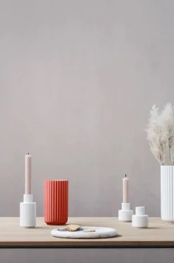 Lyngbyvasen i lilla, H20,5 cm fra Lyngby Porcelæn