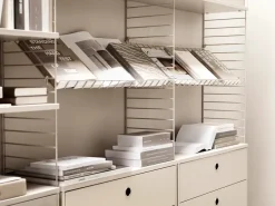 Magasinhylde, træ fra String