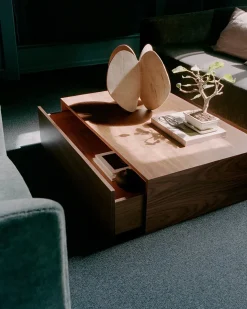 Mass Coffee Table High, oak fra New Works