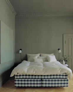 Material væglampe fra New Works