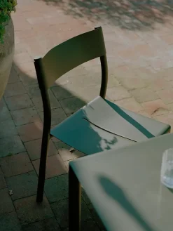 May Chair, light grey fra New Works