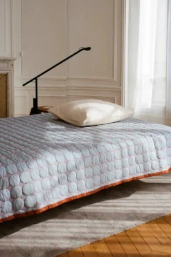 Mega Dot Sengetæppe fra Hay