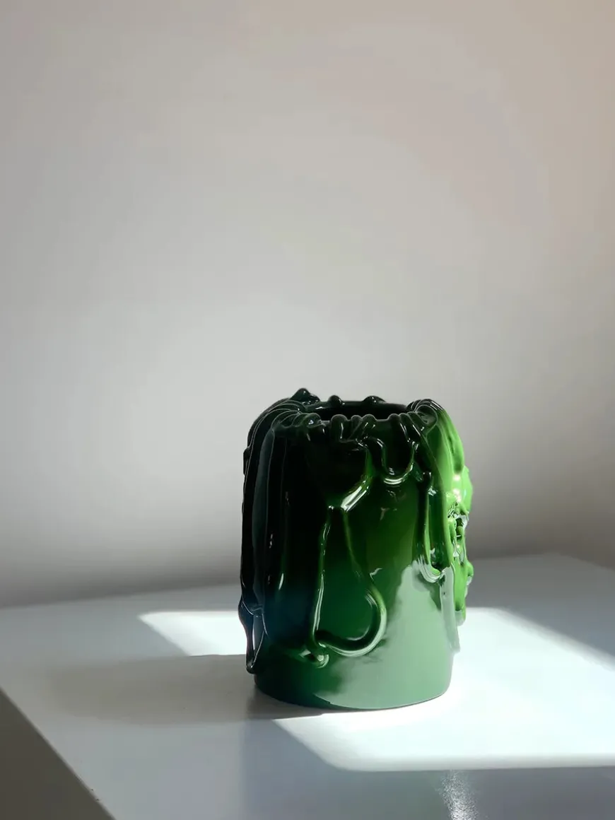 Michael Kvium Jam Vase, moonlit ocean fra raawii