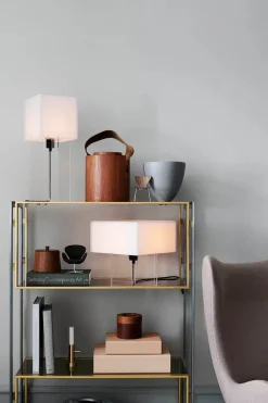 Miniature Ægget af Arne Jacobsen