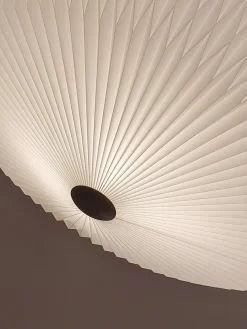 Model 23 Loftlampe, Ø 60 cm fra Le Klint
