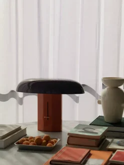 Montera JH42 Bordlampe, amber & ruby fra &Tradition