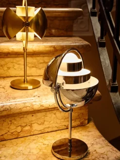 Multi-Lite Portable Bordlampe, krom fra GUBI