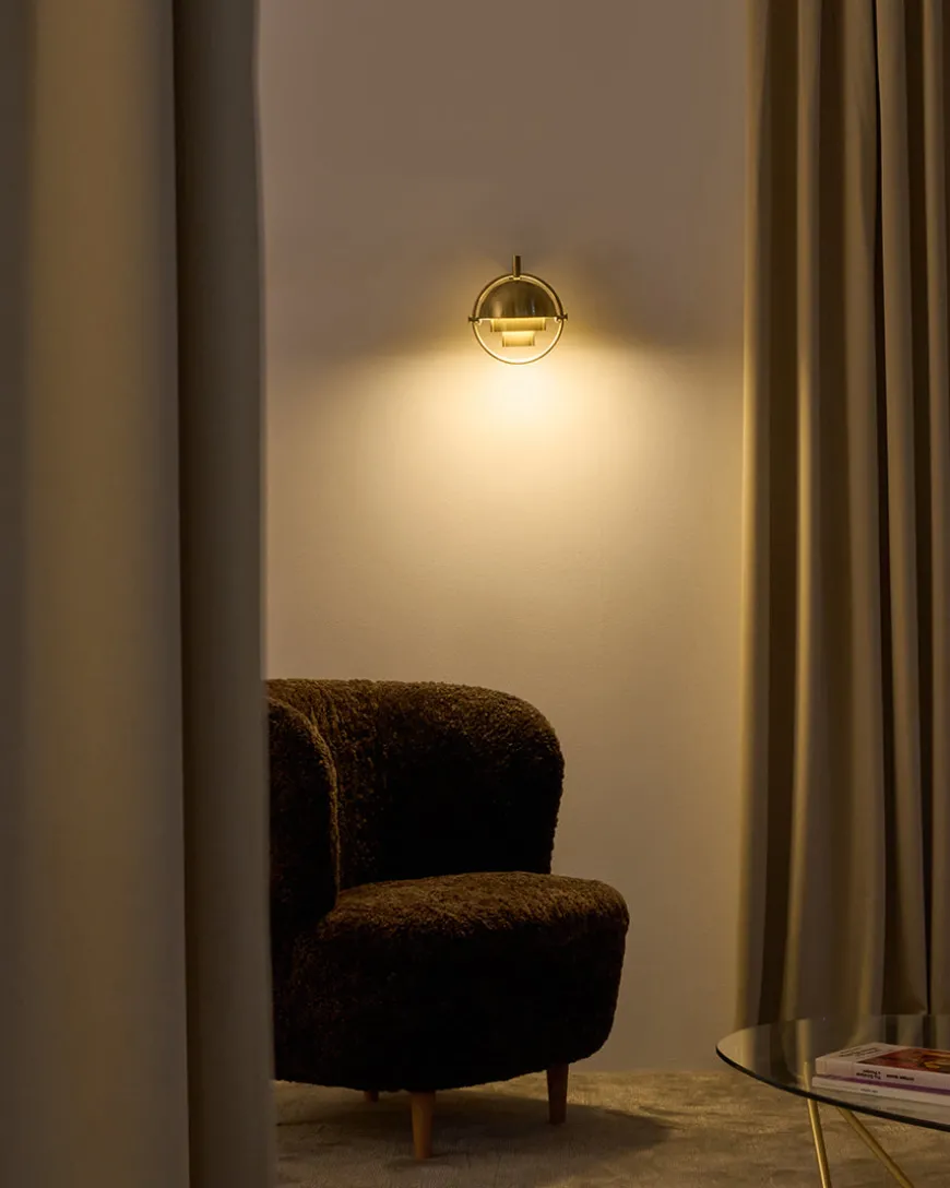 Multi-Lite væglampe fra GUBI