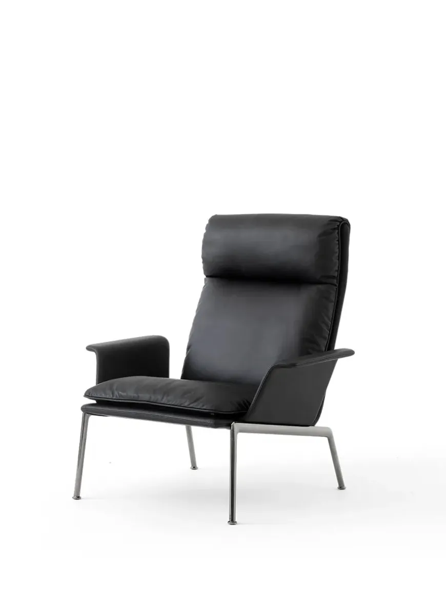 Muno LN17 Lounge Chair fra &Tradition