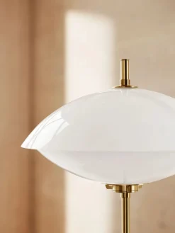 Musling Gulvlampe fra Fritz Hansen