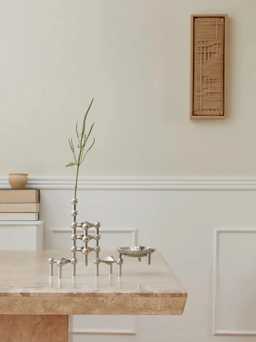 Nagel Lysestage, børstet krom fra STOFF Nagel