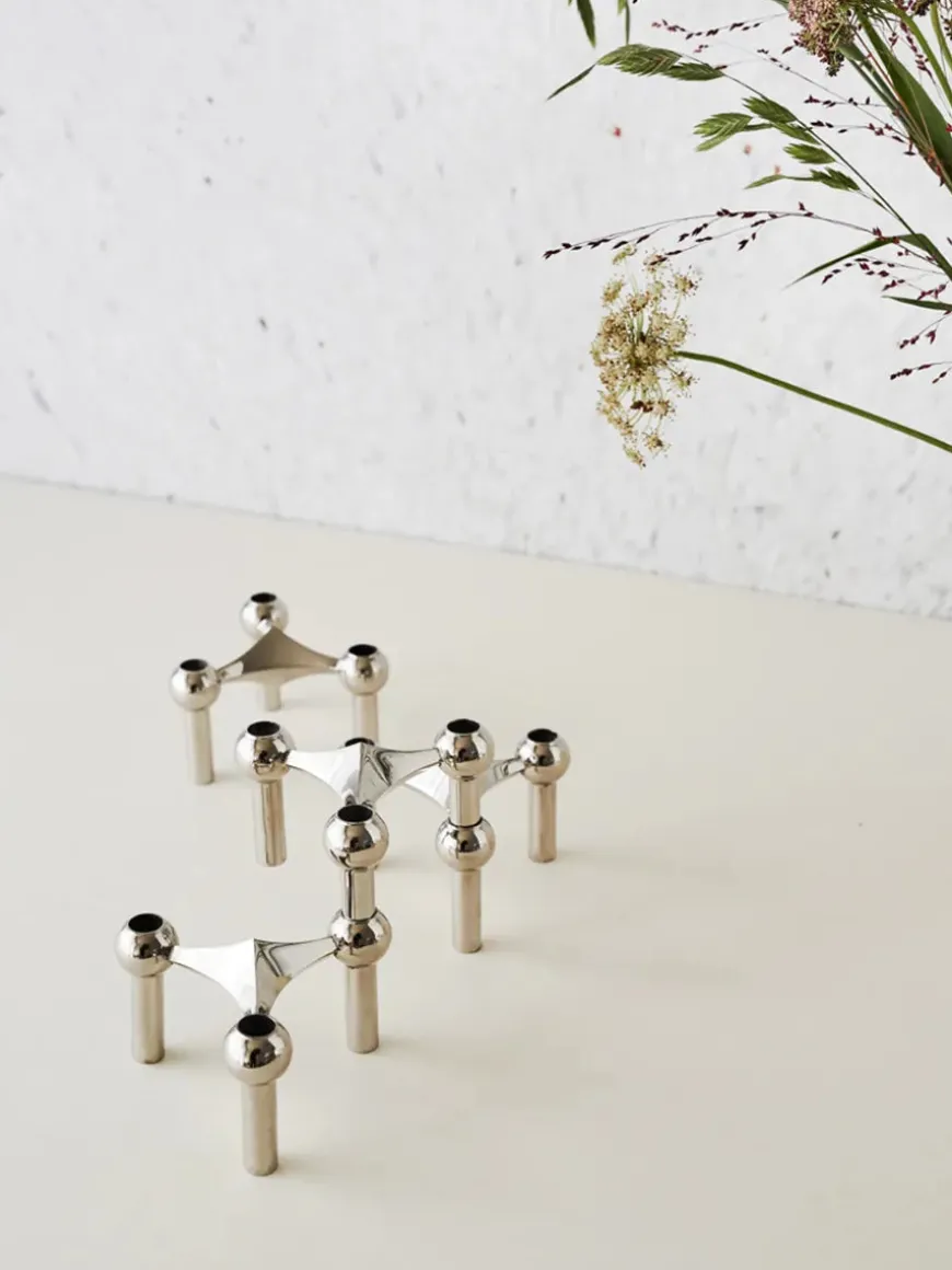 Nagel Lysestage, børstet messing fra STOFF Nagel