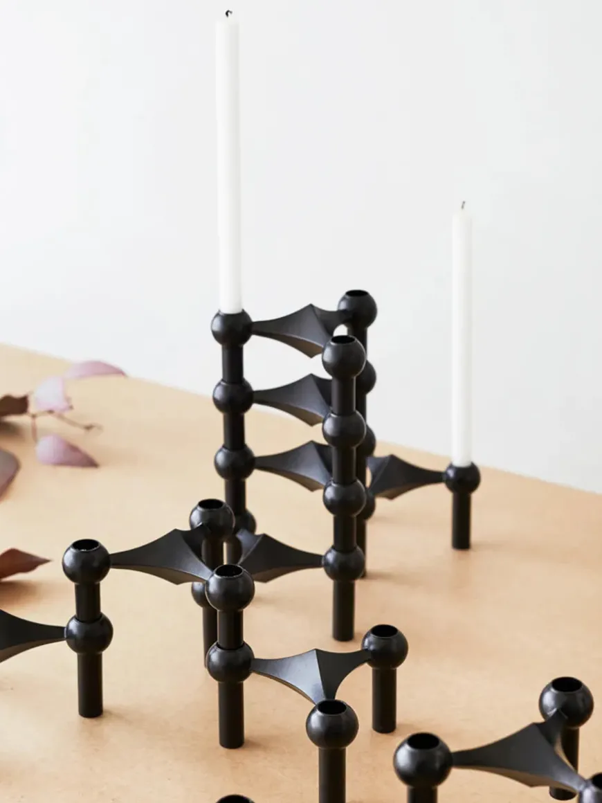 Nagel Lysestage, sort krom fra STOFF Nagel