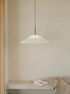 Nebra Pendant Lamp Small fra New Works