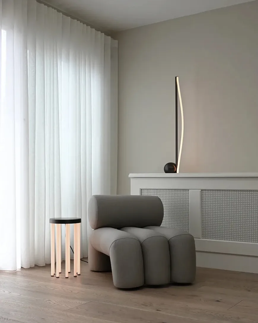 Neon Side Table, bronze fra 101 Copenhagen