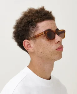 NEW DYLAN, green bottle fra MessyWeekend