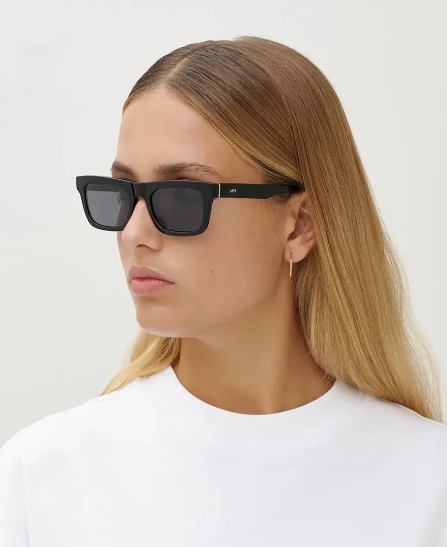 NEW DYLAN, grey black fra MessyWeekend