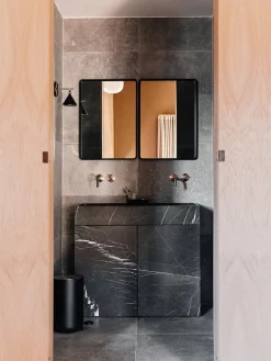 Norm Wall Mirror, Rectangular fra Audo Copenhagen