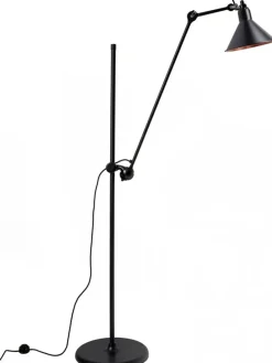 Nr. 215 gulvlampe fra Lampe Gras