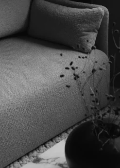 Offset Sofa 3-Seater, bouclé 08 fra Audo Copenhagen