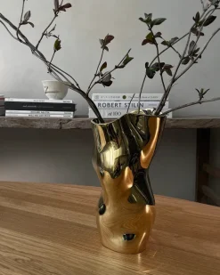 Ostrea 25 Vase, gold fra Hein Studio