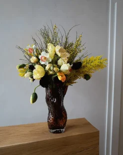 Ostrea Vase, amber fra Hein Studio