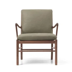 OW149 Colonial lænestol, eg olie, Terra-læder af Ole Wanscher